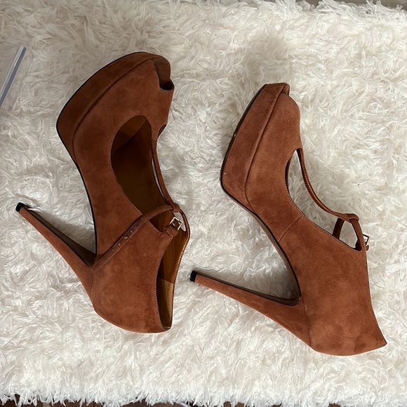 Authentic Gucci Suede T Strap Peep Toe Platform Heels Light Rust Color S… - Picture 7 of 15